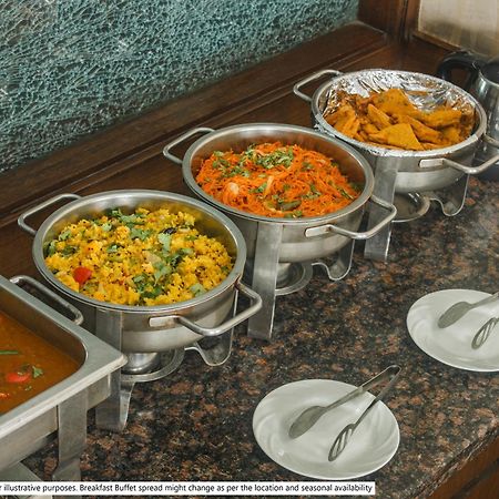 Itsy Hotels Deluxe Inn Chennai Exteriör bild